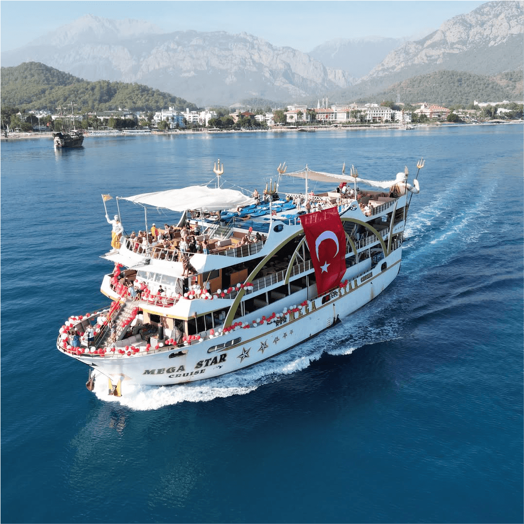 Kemer Megastar Korsan Tekne Turu